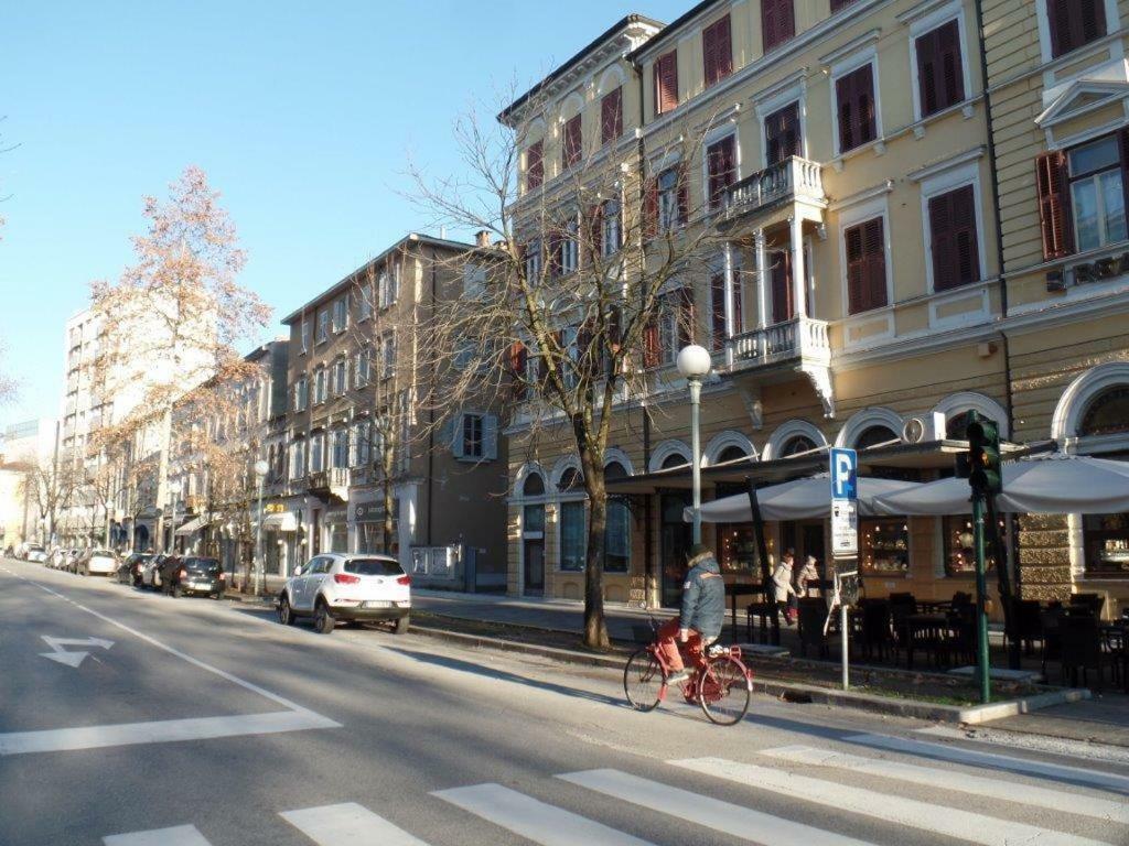 Ferienwohnung Residenza Vittorio Emanuele Gorizia Exterior foto